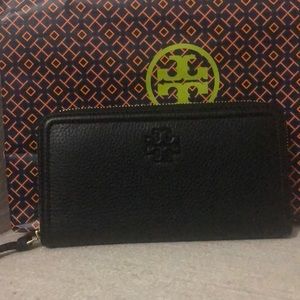 Tory Burch Wallet